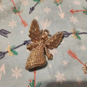 Angel Pin